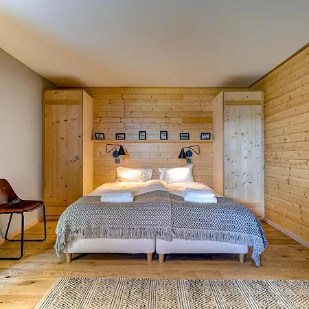 Panaga シャレー *